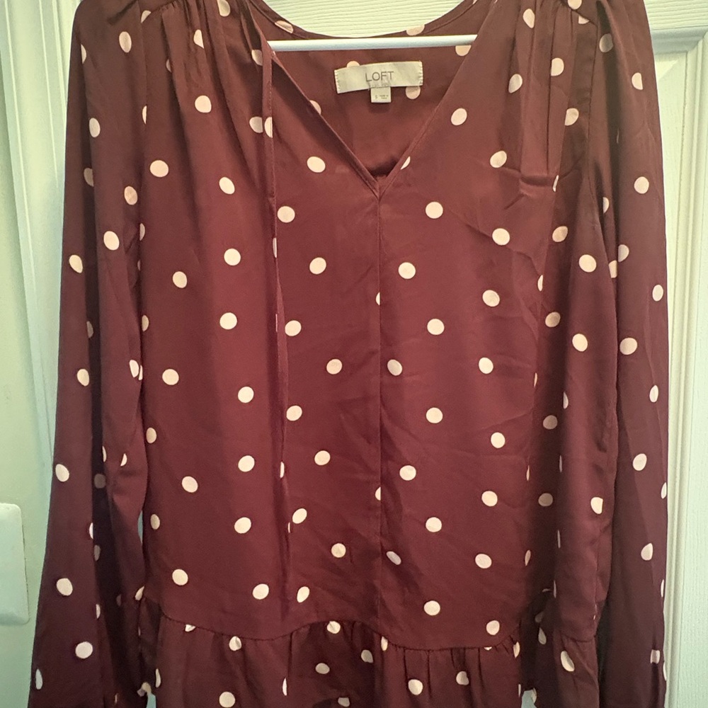 LOFT Maroon Bishop Sleeve V-Neck Peplum Top